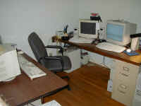 rbt-office-clean-083000-2.jpg (42558 bytes)
