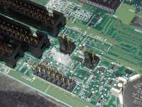 general-motherboard-closeup-3.jpg (395154 bytes)